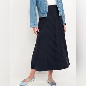 Cozy Ribbed Knit Maxi Skirt from Old Navy in size Medium- NWT